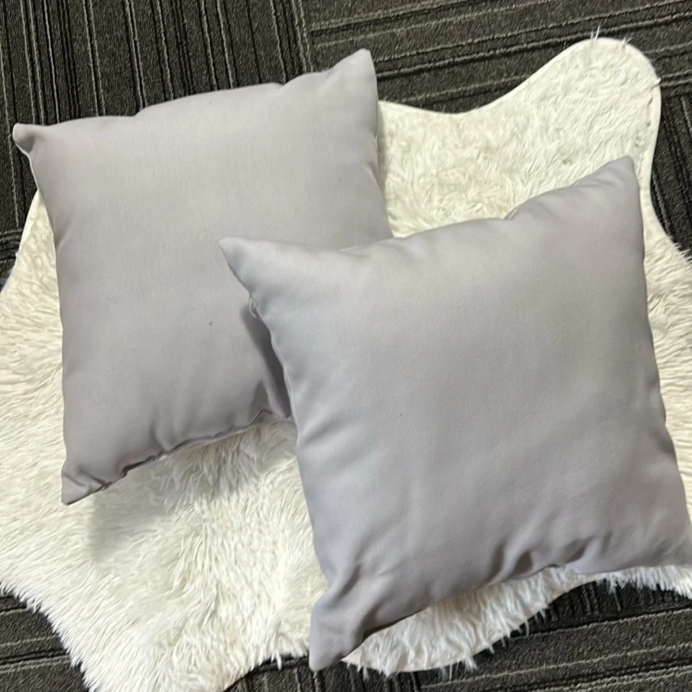 'Joy to the World' Holiday Indoors Outdoors Gray Throw Pillows NEW